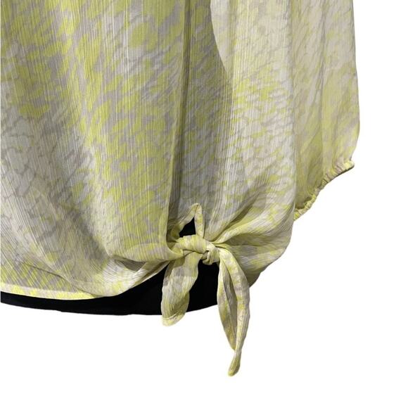 NWT! Express Yellow Sheer Flowy Side Tie Blouse - Size XS - Picture 2 of 5